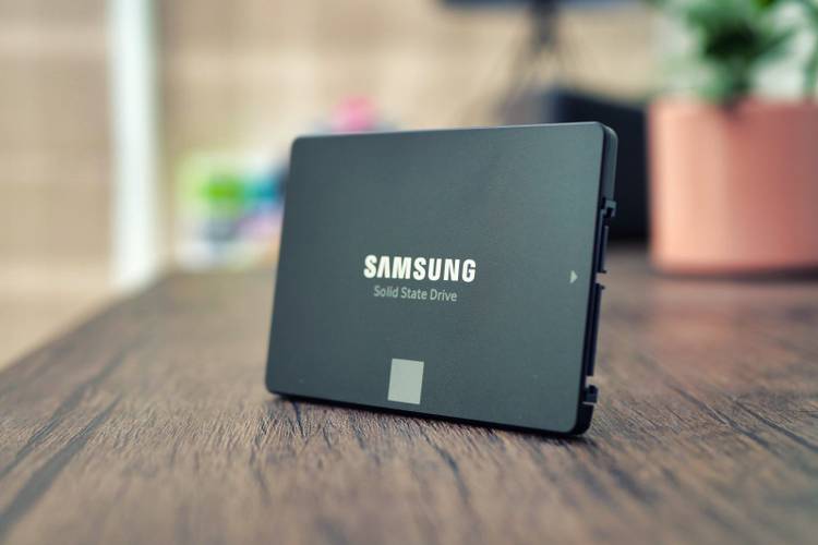 How to install an SSD in a gaming PC