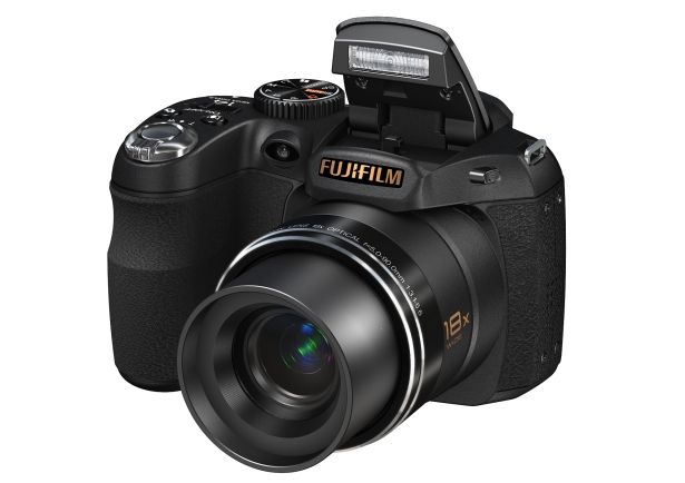 Fuji FinePix S2800HD: The world's smallest 18x zoom camera