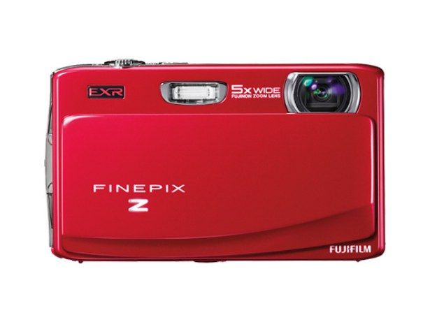 Fujifilm FinePix Z900 EXR: slim and glossy, but feature packed