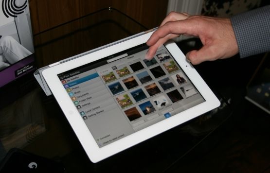 ipad streaming with the seagate goflex satellite we go hands on image 11