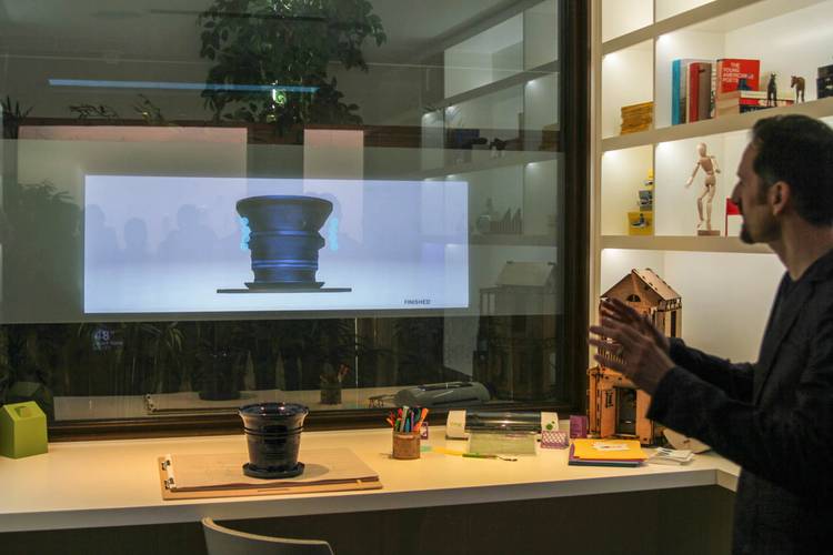 Microsoft Envisioning Center: A tour of the future lab