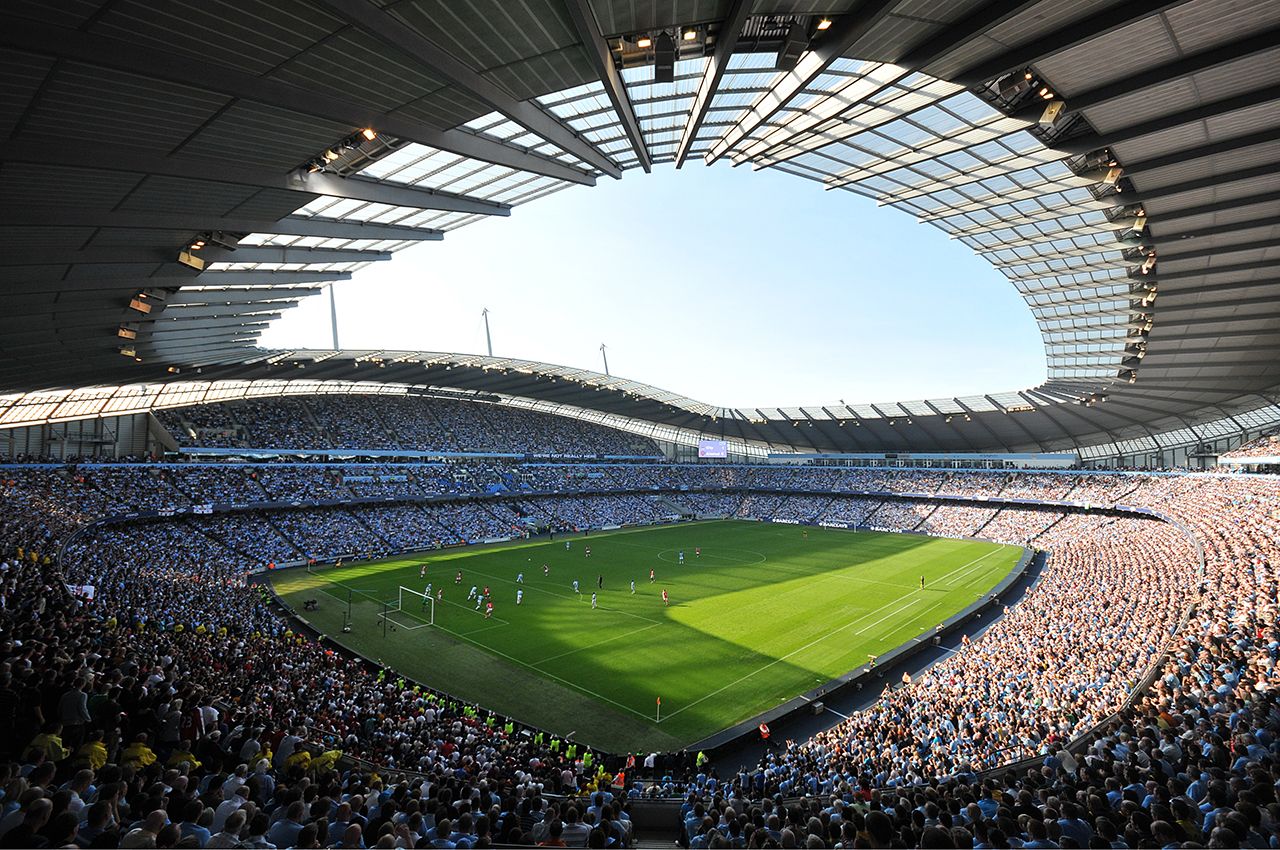 Manchester City installing in-stadium Wi-Fi for fans to share experiences  on Twitter and Facebook, image size:1280x850
