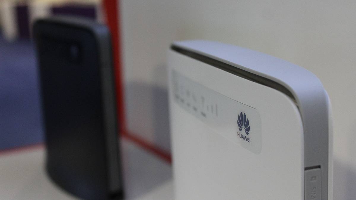 Huawei Vuma Router Huawei talks 300Mbps home router, next gen wearables and our 5G future