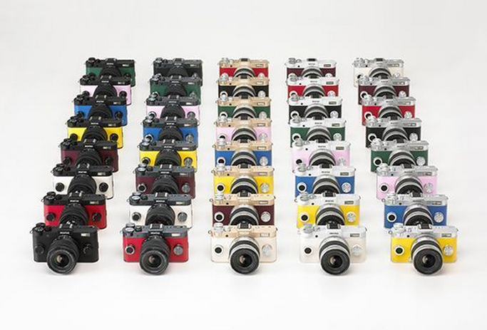 PENTAX Q-S1 Wレンズ PENTAX Q-S1:A minimum-sized, lens-interchangeable digital