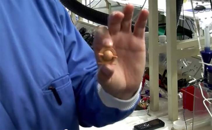 future batteries coming soon charge in seconds last months and power over the air image 8