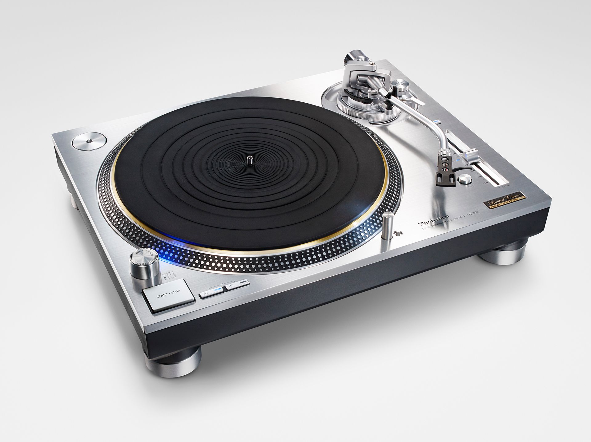 Technics SL-1200G official: DJ turntable makes an audiophile