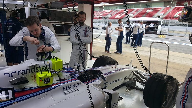 new sky vr studio kicks off with team williams f1 vr experience you can watch online image 2