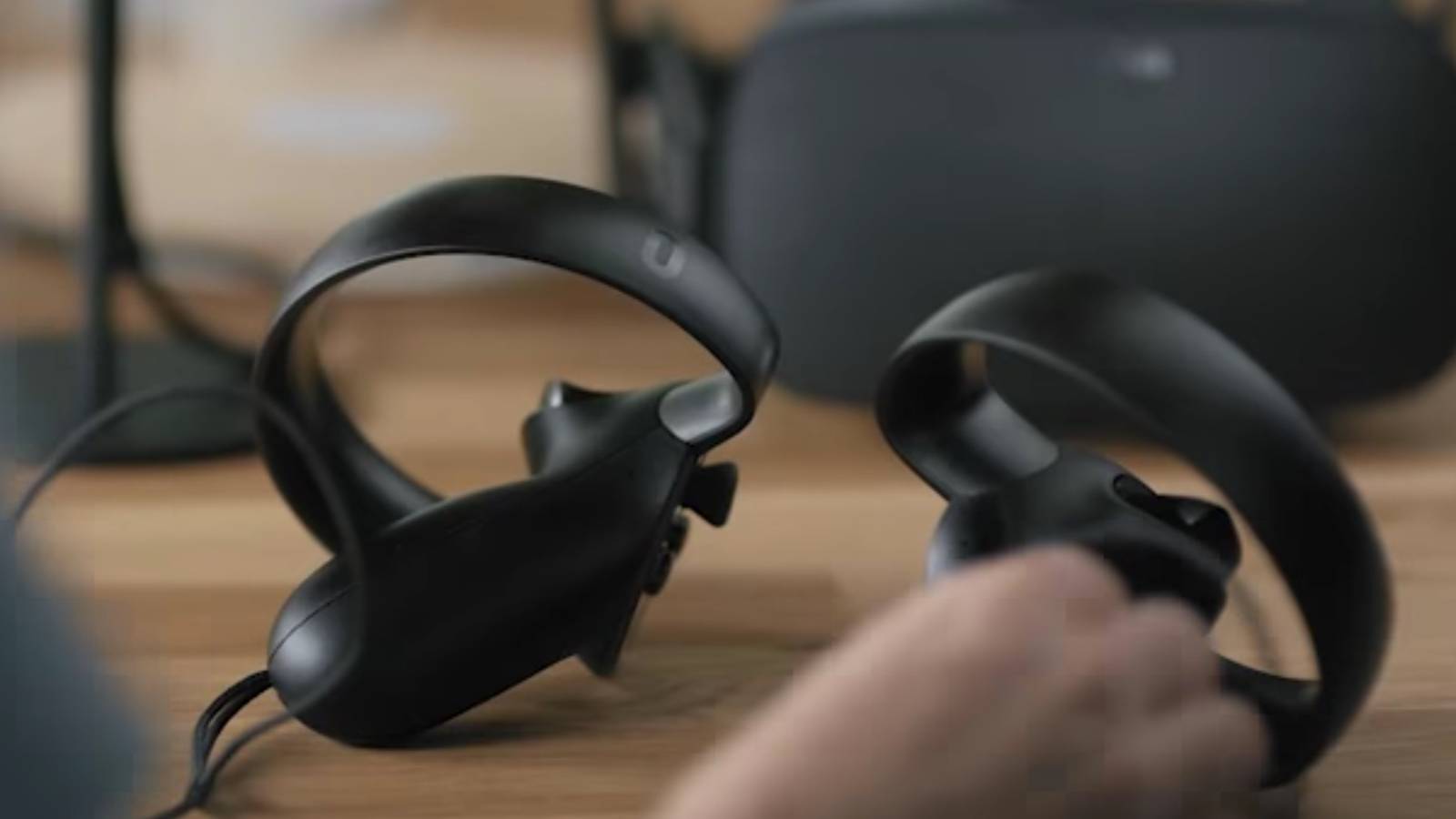 Oculus VR opens up pre-orders for Rift Touch controllers