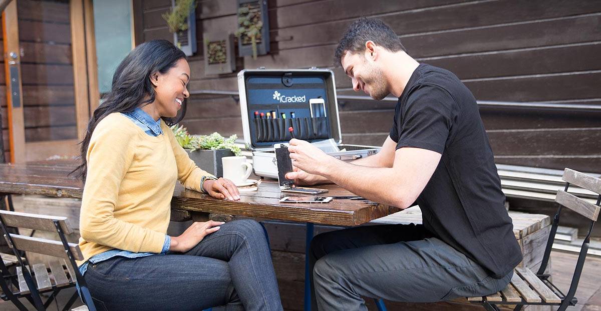 iCracked repair service: Anytime. Anywhere