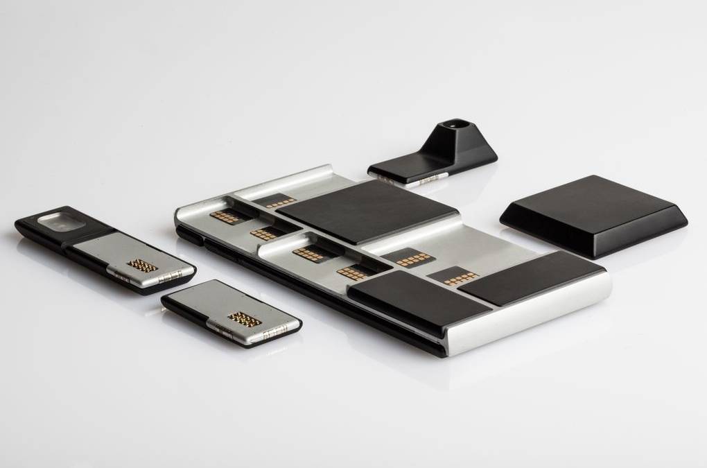 Facebook might make a modular phone that's also a smart speaker