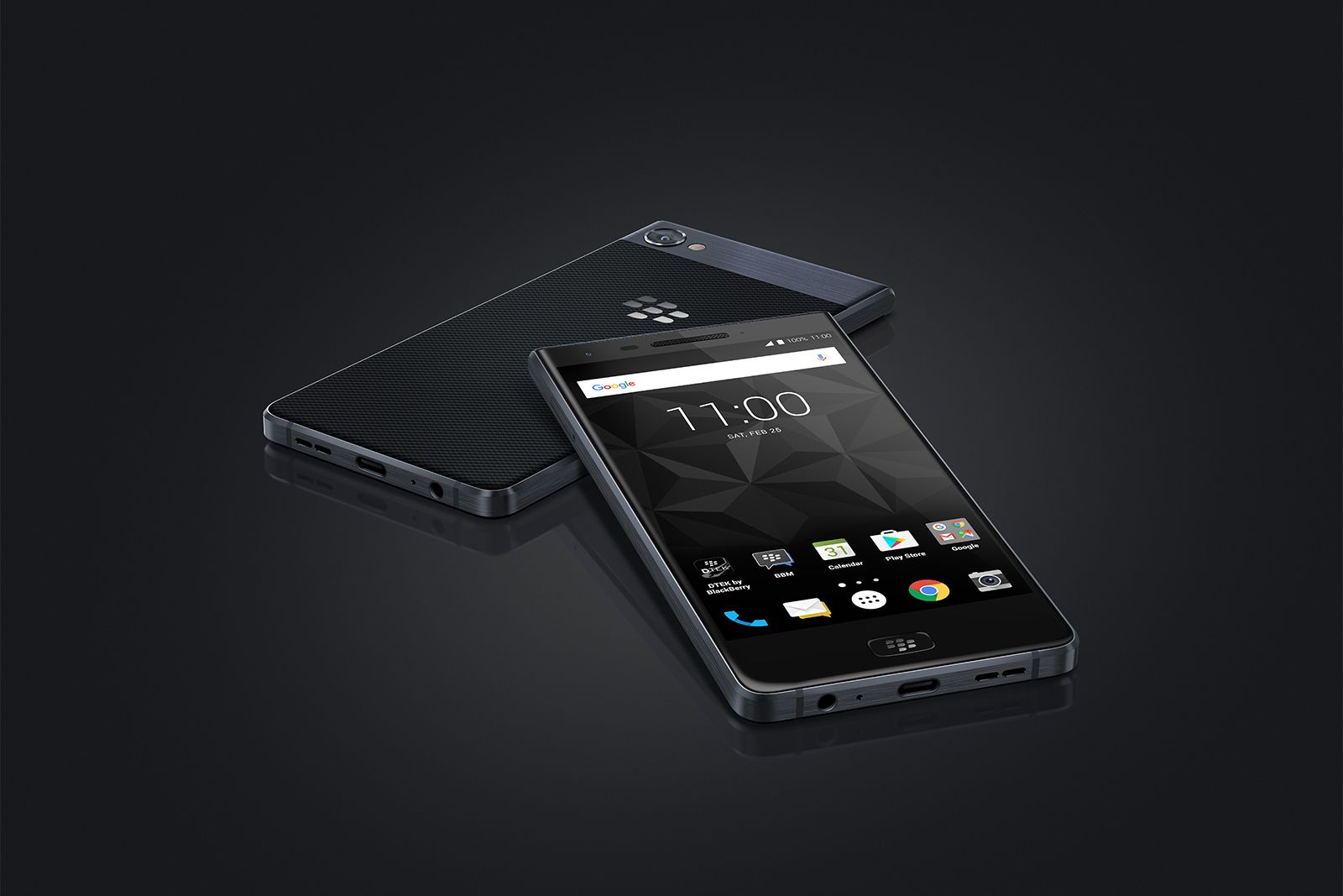 BlackBerry Motion all-touch phone now available to pre-order for £399