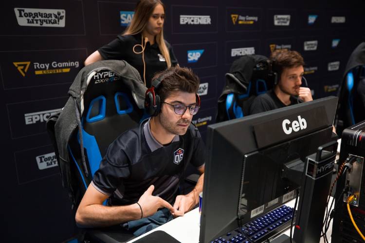 Top 11 highest earning eSports players in the world