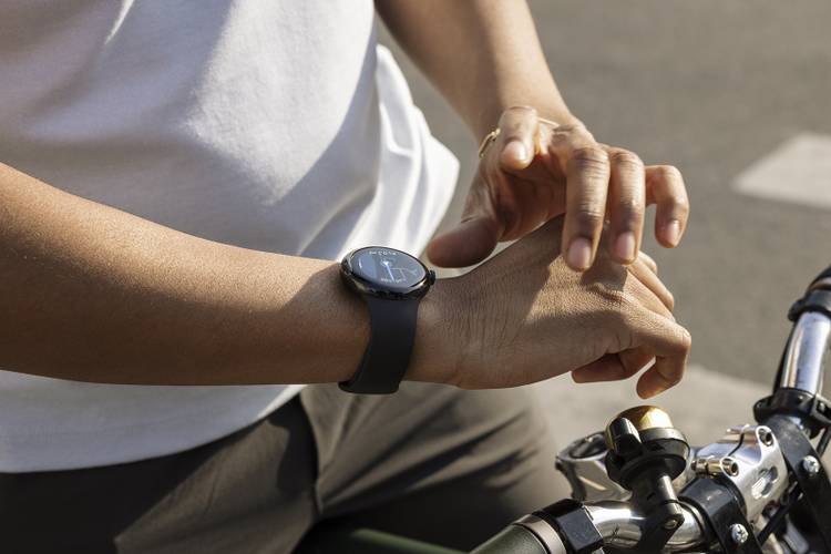 How to turn on Fall Detection on Google Pixel Watch