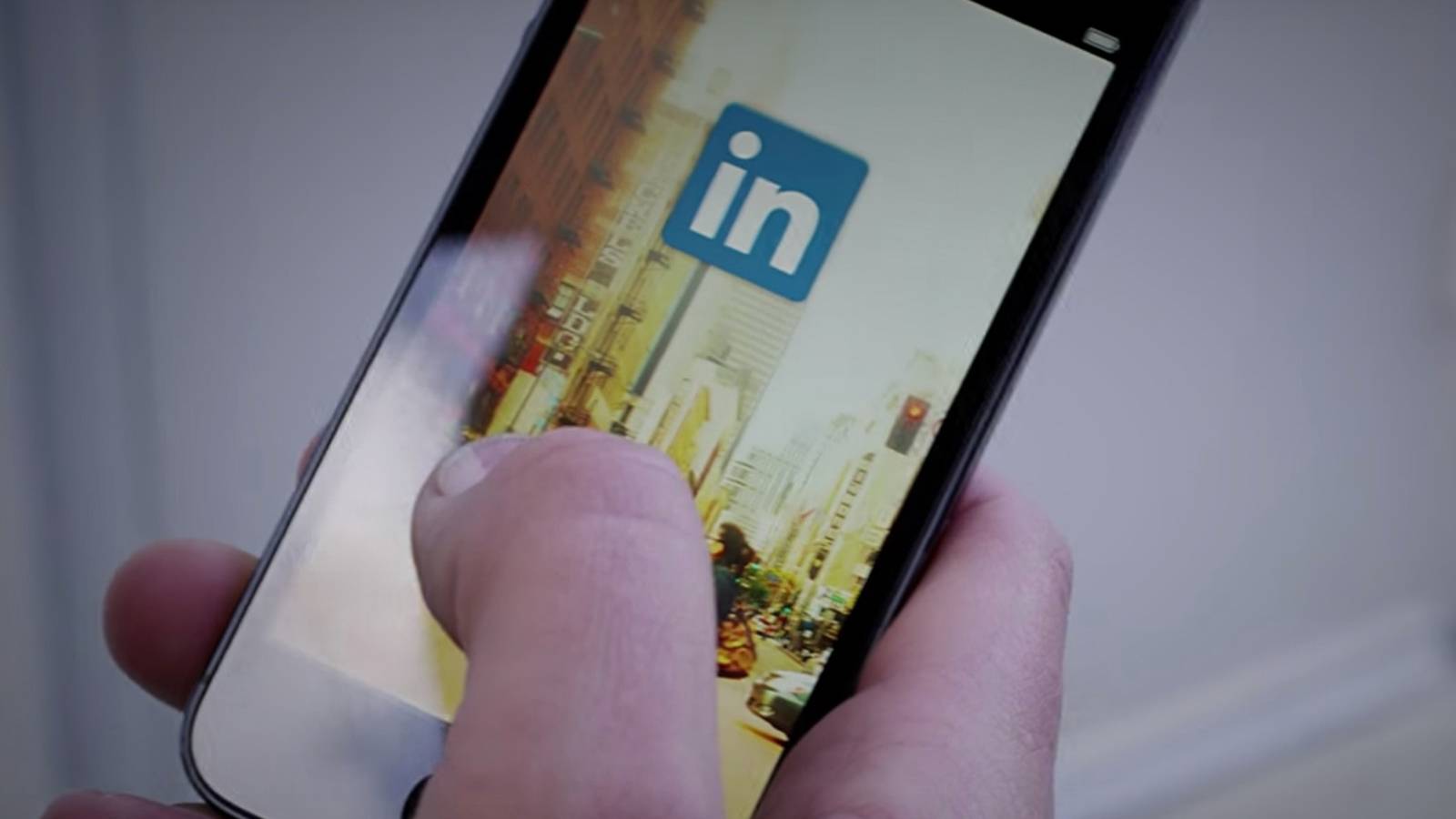 How to send a LinkedIn voice message