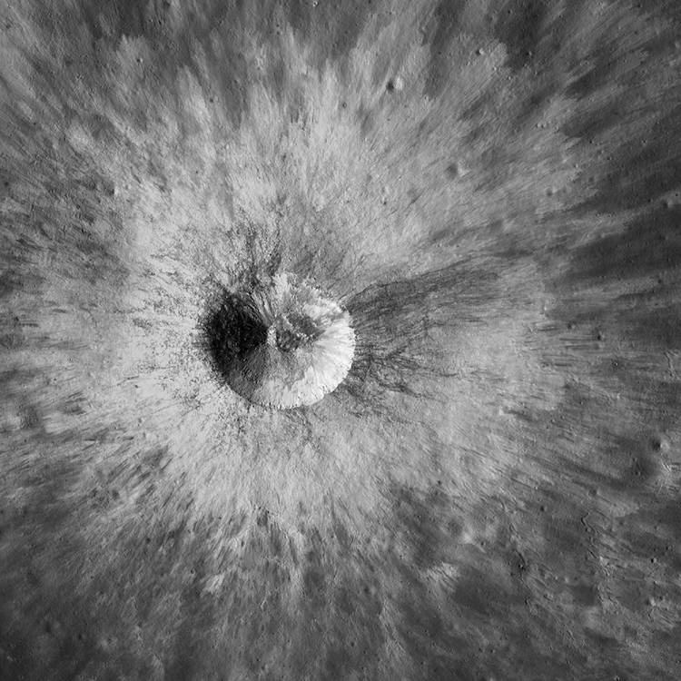 Amazing images of our moon in all shapes and sizes