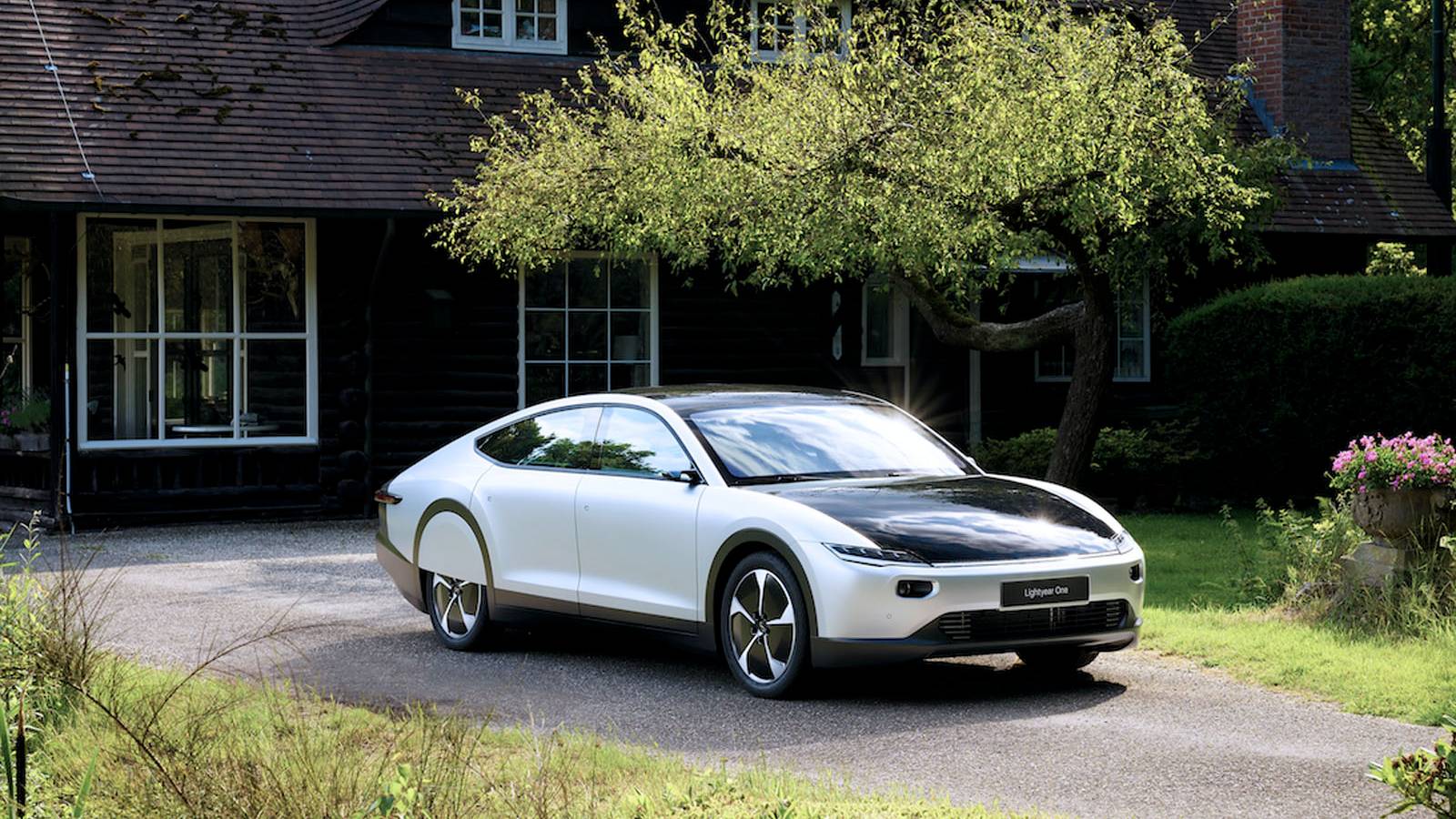 Lightyear One electric car uses solar panels for a boost