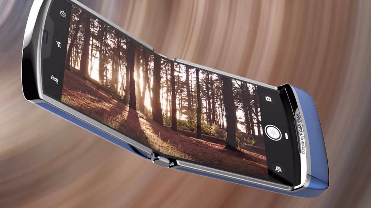 The new Moto RAZR coming to Europe too, December/January launch mooted