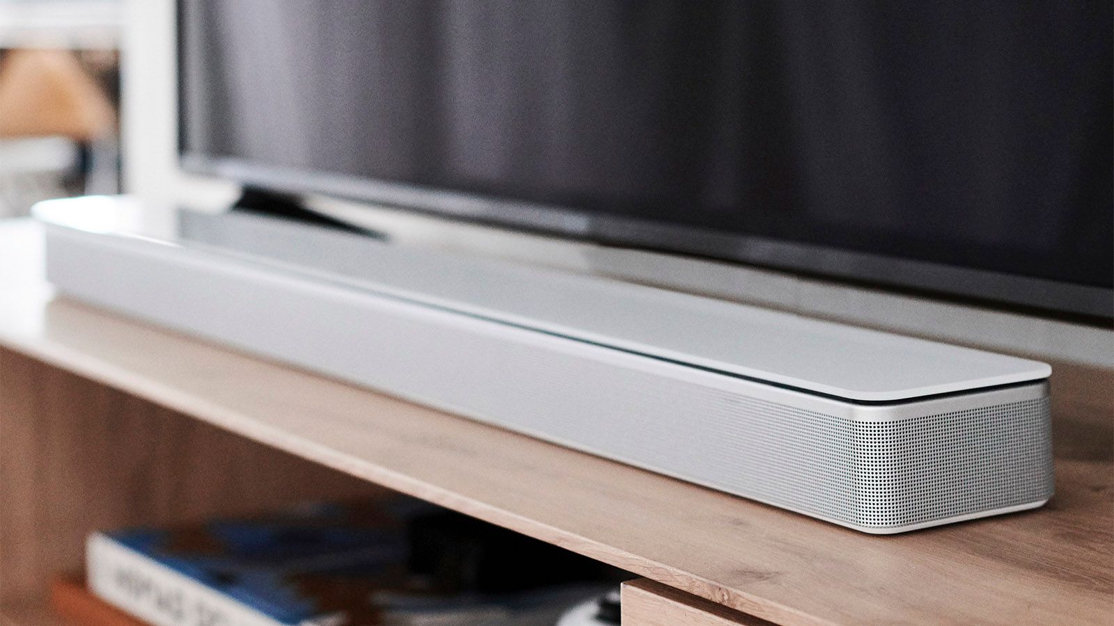 j　BOSE SOUNDBAR 700 Bose Smart Soundbar 700 | Bose