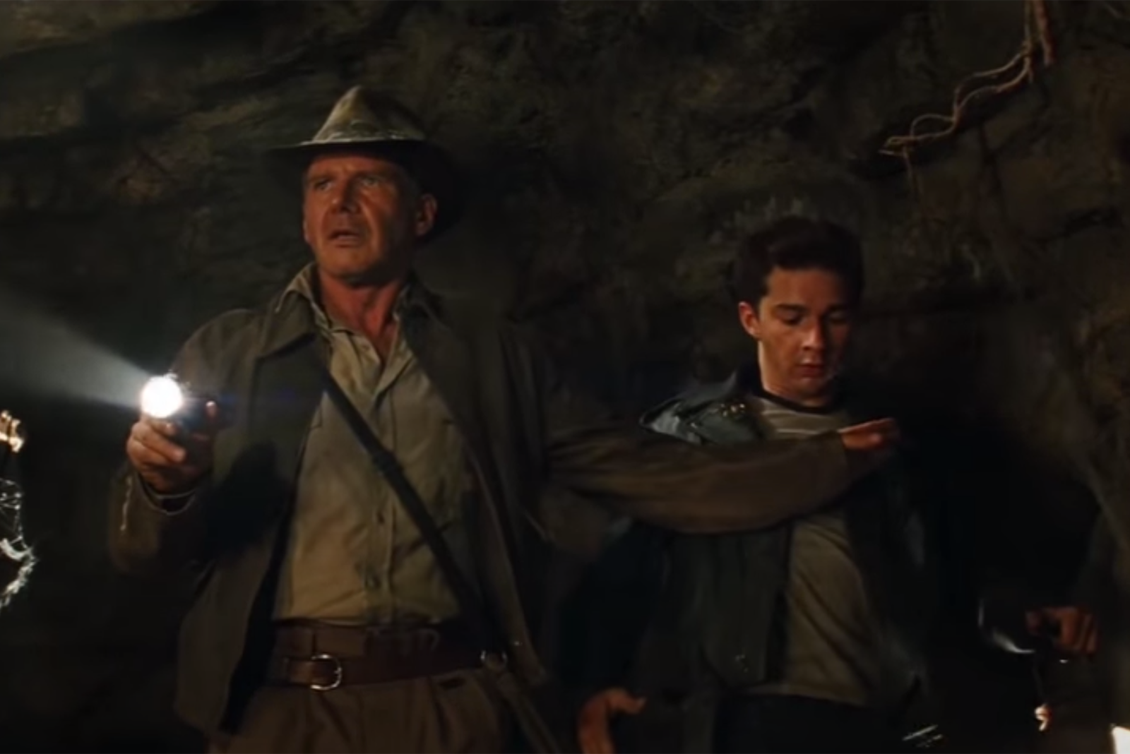 What is the best order to watch the Indiana Jones movies and TV show image 1
