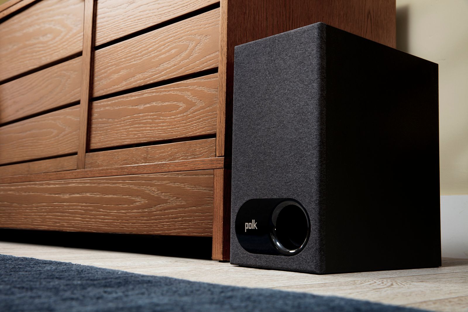 Polk's Signa S3 sound bar has built-in Google Chromecast