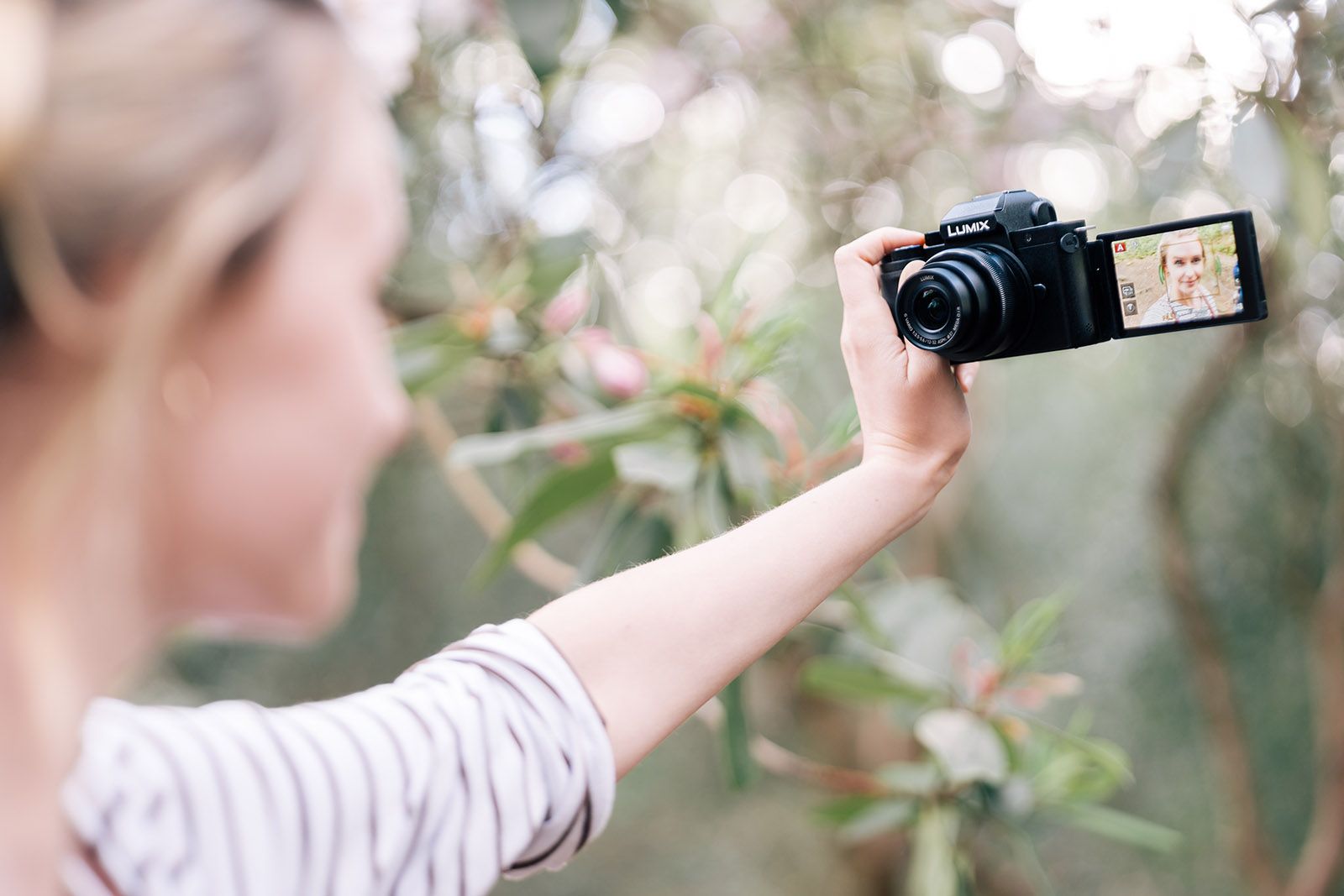 【美品】LUMIX G100／ファインダーひびあり・モニター撮影OK 美品】LUMIX G100／ファインダーひびあり・モニター撮影OK 美品】LUMIX