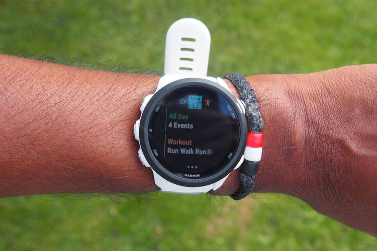 Forerunner 235 Is The Forerunner 245 Music Waterproof Garmin