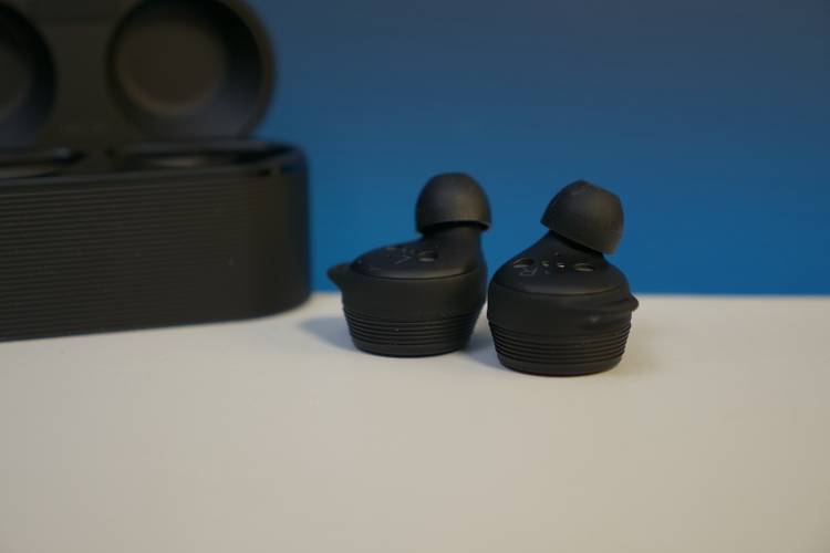 Bang & Olufsen Beoplay E8 Sport review: Classy workout buds