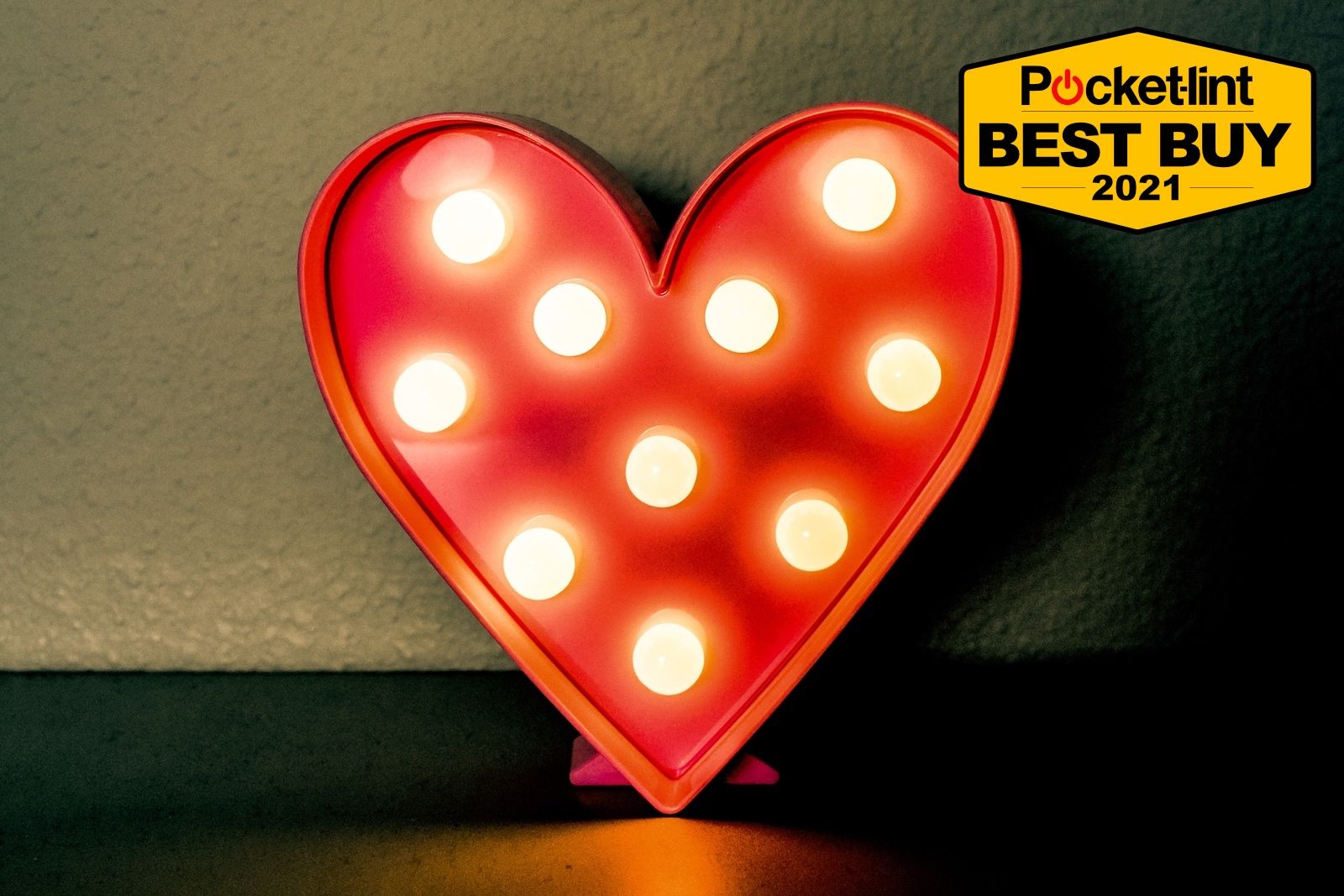 Best tech gifts for Valentine's Day 2021: Get someone special a perfect present photo 8