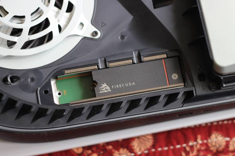 Best internal SSD for PS5 2021: The top M.2 drives for your PlayStation 5 photo 12