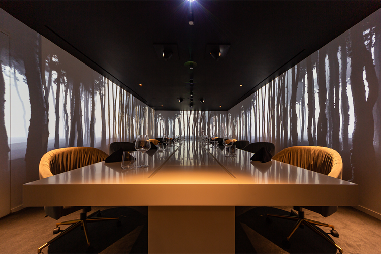 This DC-themed restaurant has projectors for immersive meals