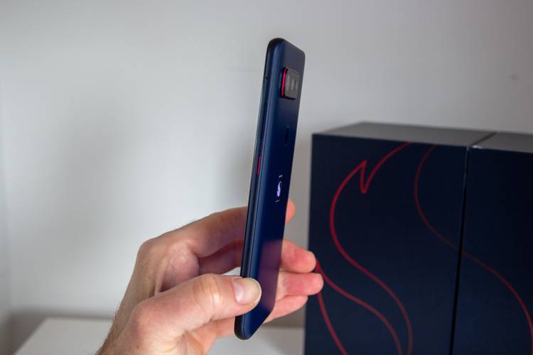 Qualcomm Smartphone for Snapdragon Insiders initial review: An ...