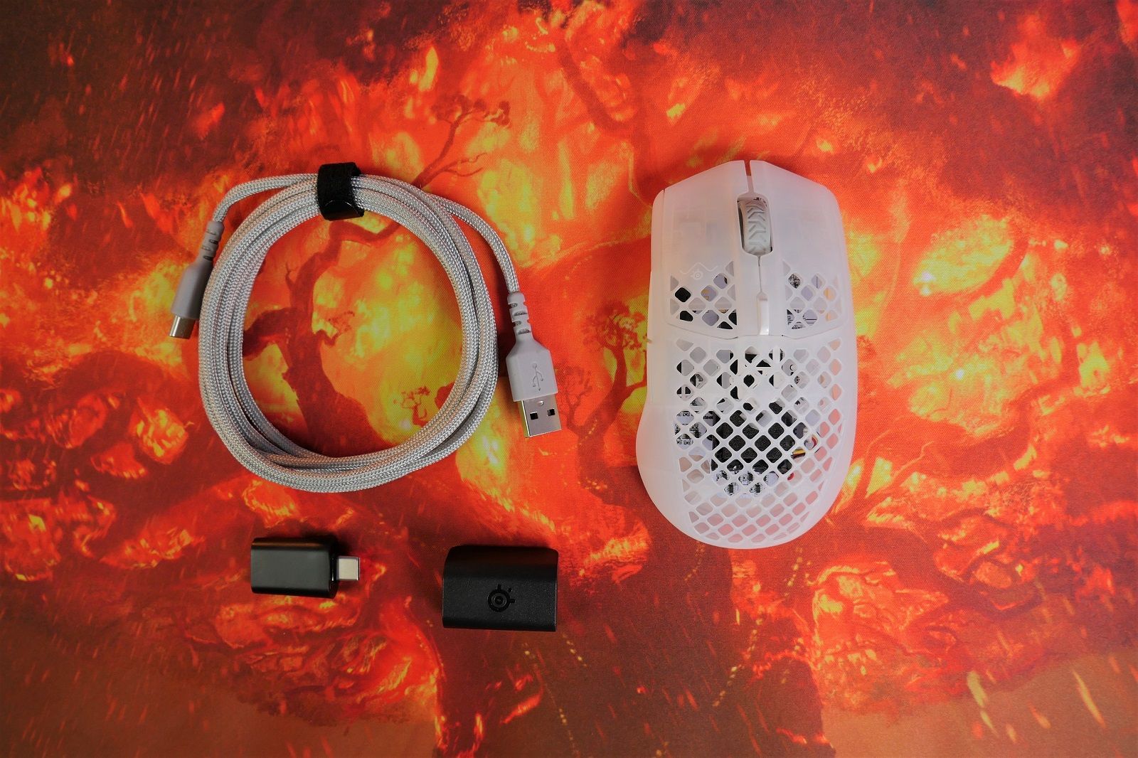 SteelSeries Aerox 3 Wireless Ghost Edition review