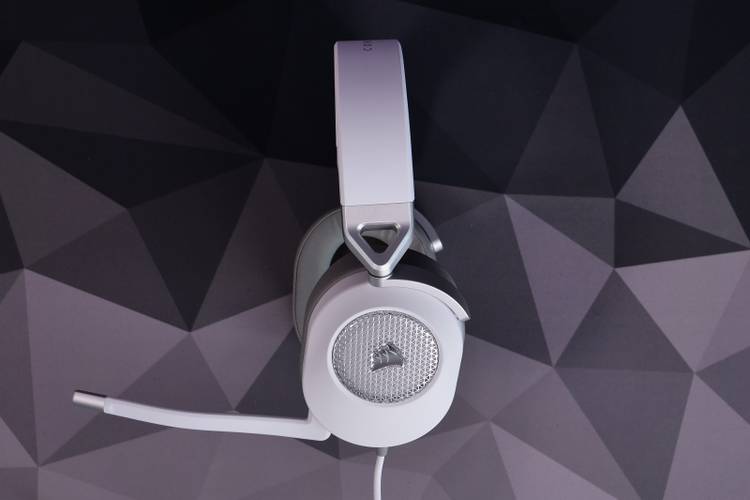 Corsair HS65 Surround review: Safe and sound