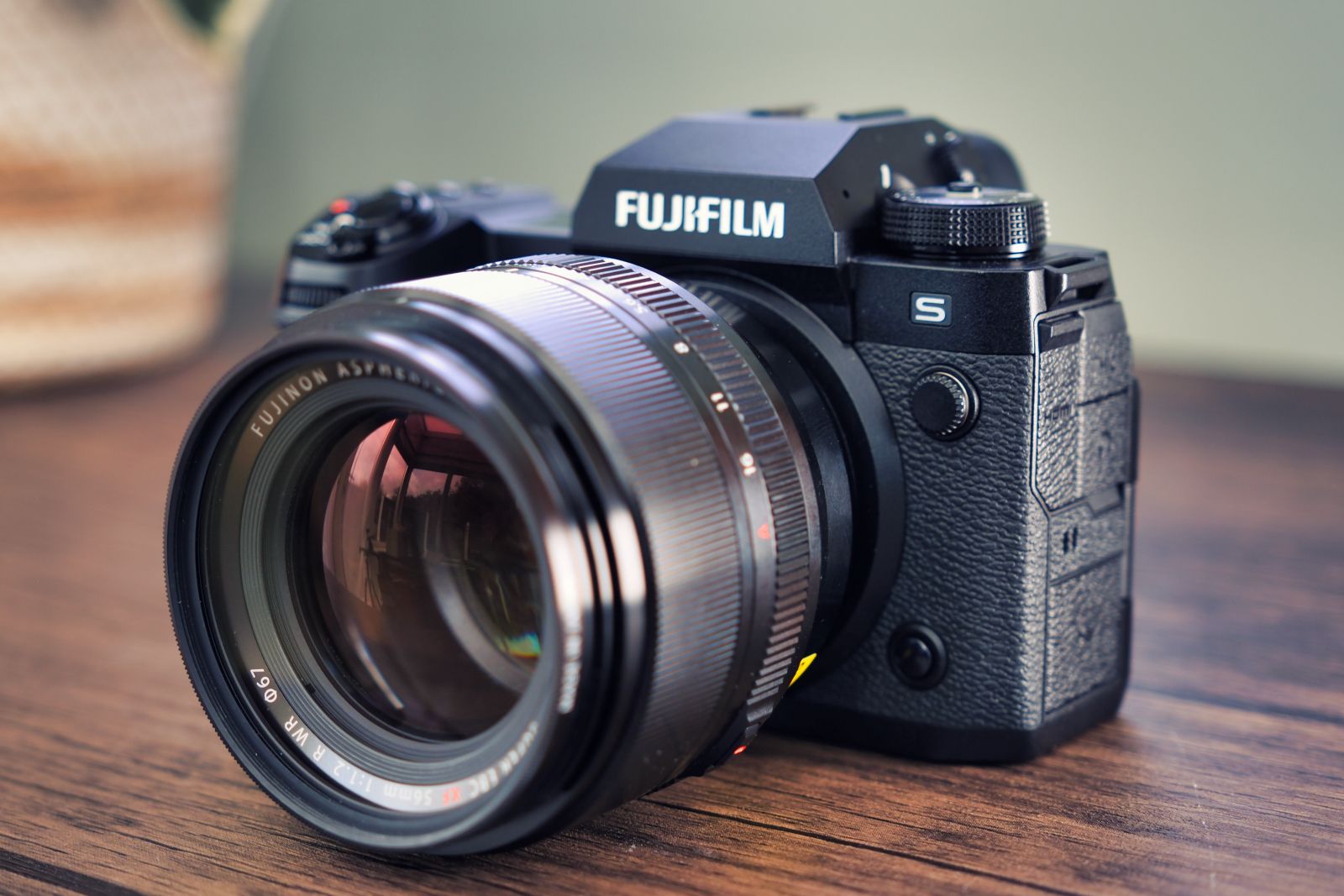 富士フイルム - FUJIFILM X-H2S FUJIFILM（富士フイルム）X-H2S、X-H2発表！特性により2つに分化