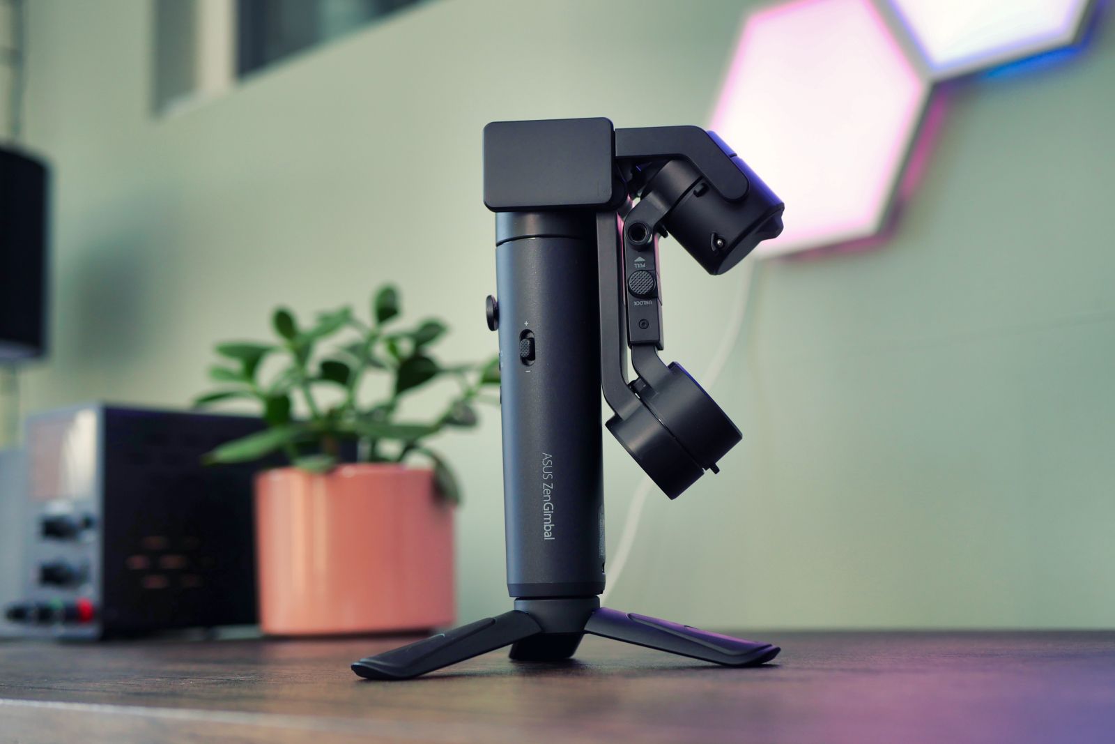 Asus ZenGimbal review: Stuck in the past