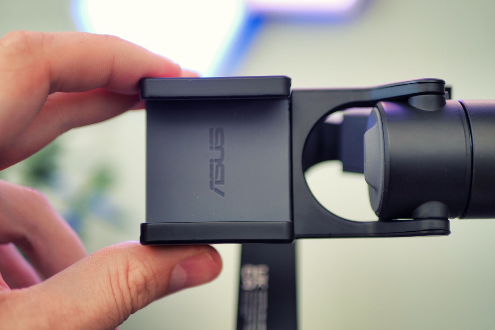 Asus ZenGimbal review: Stuck in the past