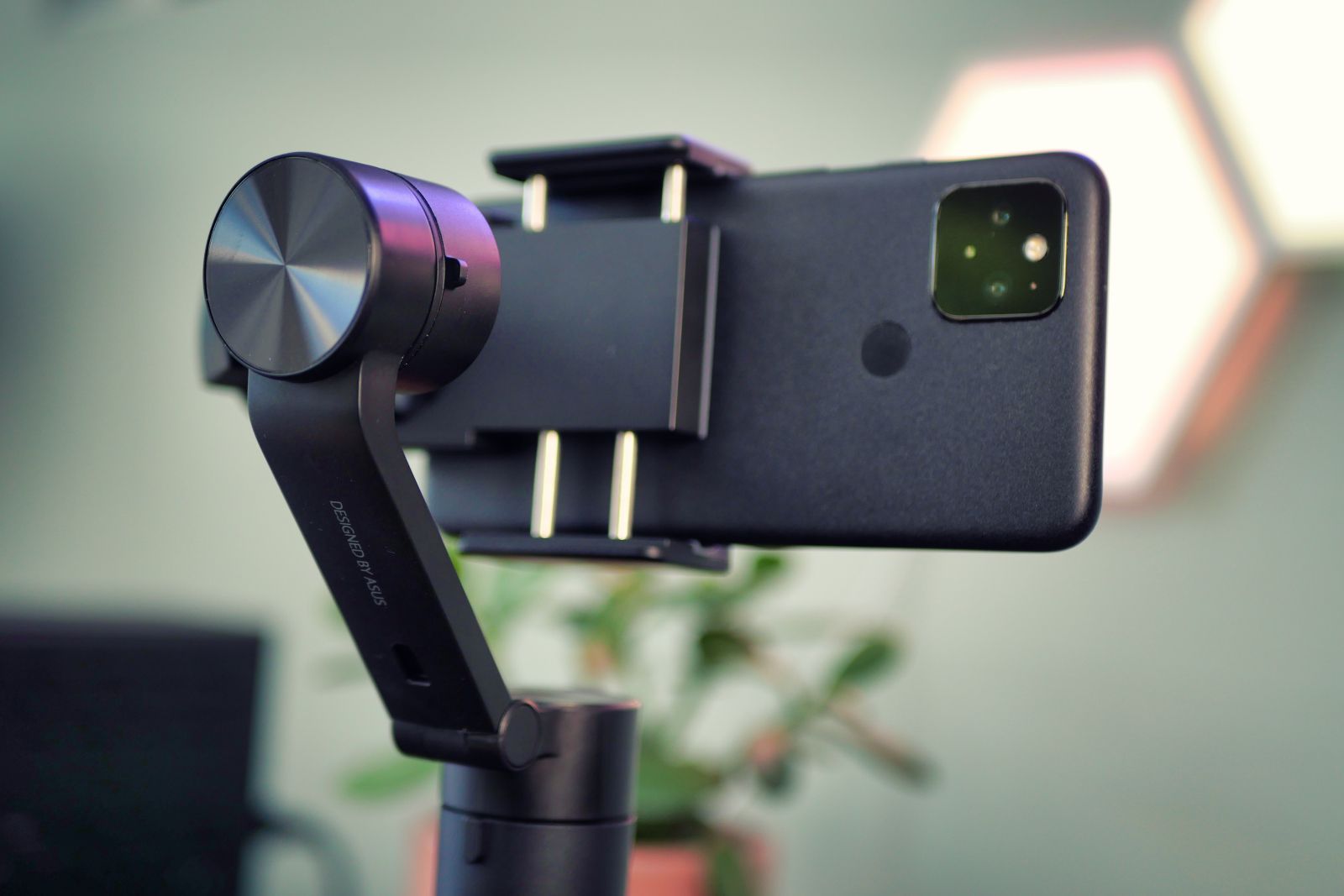 Asus ZenGimbal review: Stuck in the past