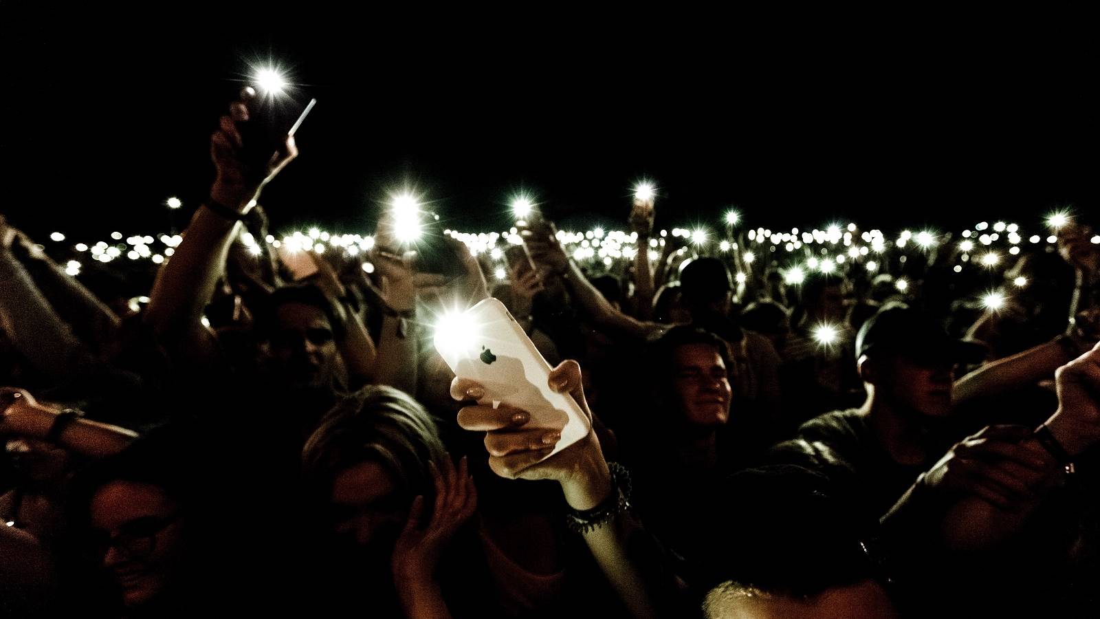 Phone Using Torch How to turn on your flashlight or torch on your Android phone