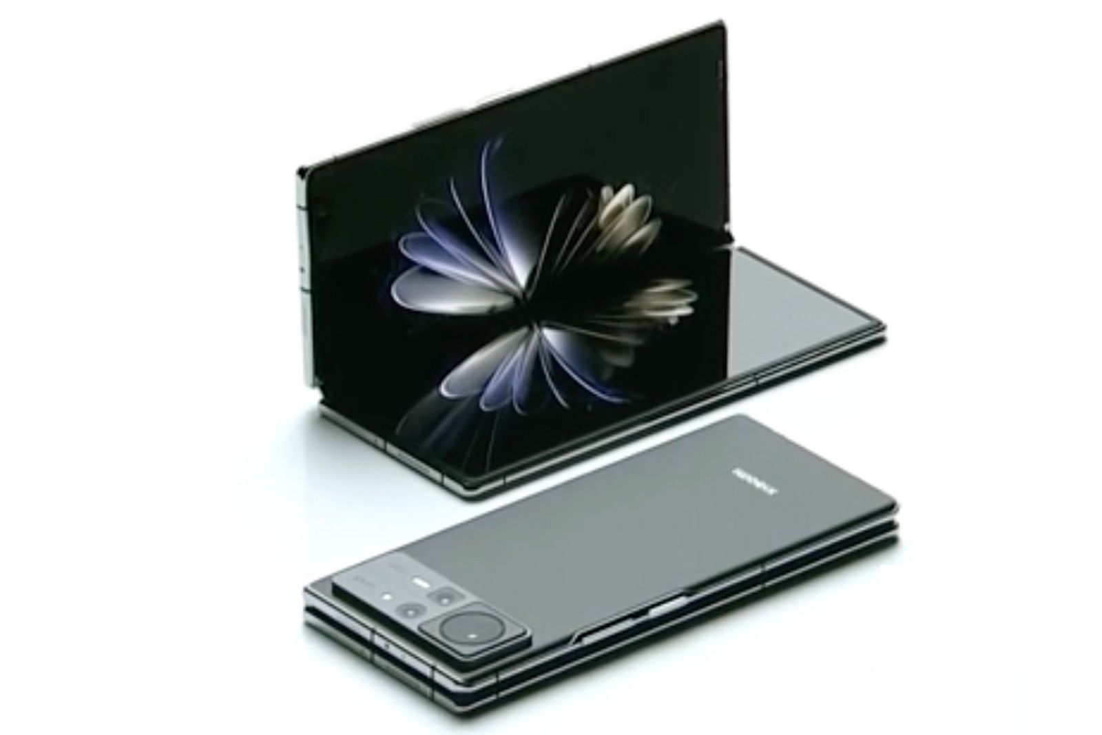 Xiaomi Mix Fold 2 official, takes on Samsung Galaxy Z Fold 4