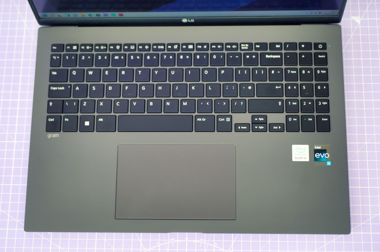 LG Gram 16 (2022) review: Function over form