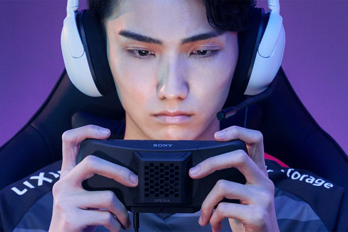 Sony Xperia Stream is a huge cooling fan for gaming on an