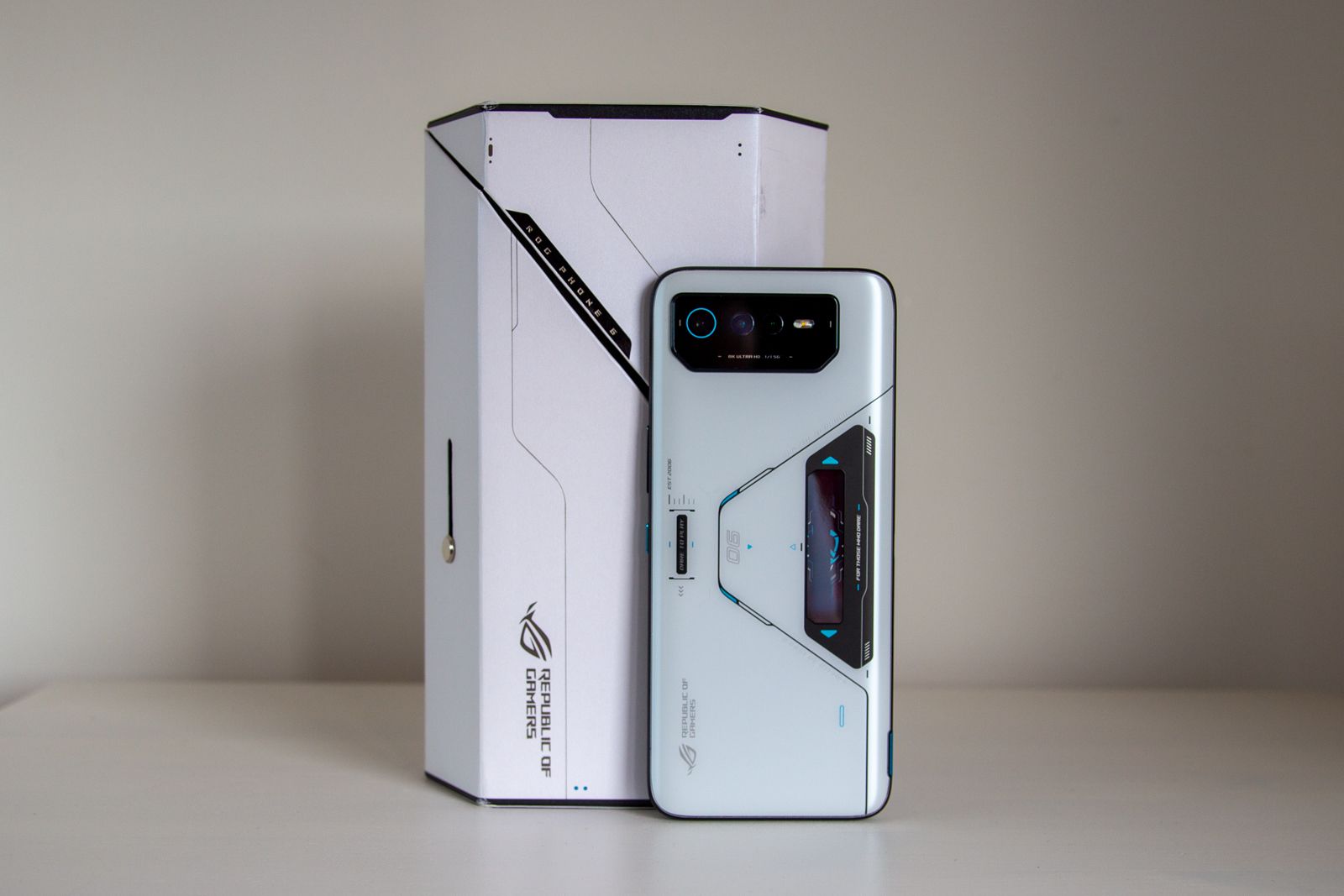 ROG Phone 6 Pro review: Get-cha head in the game