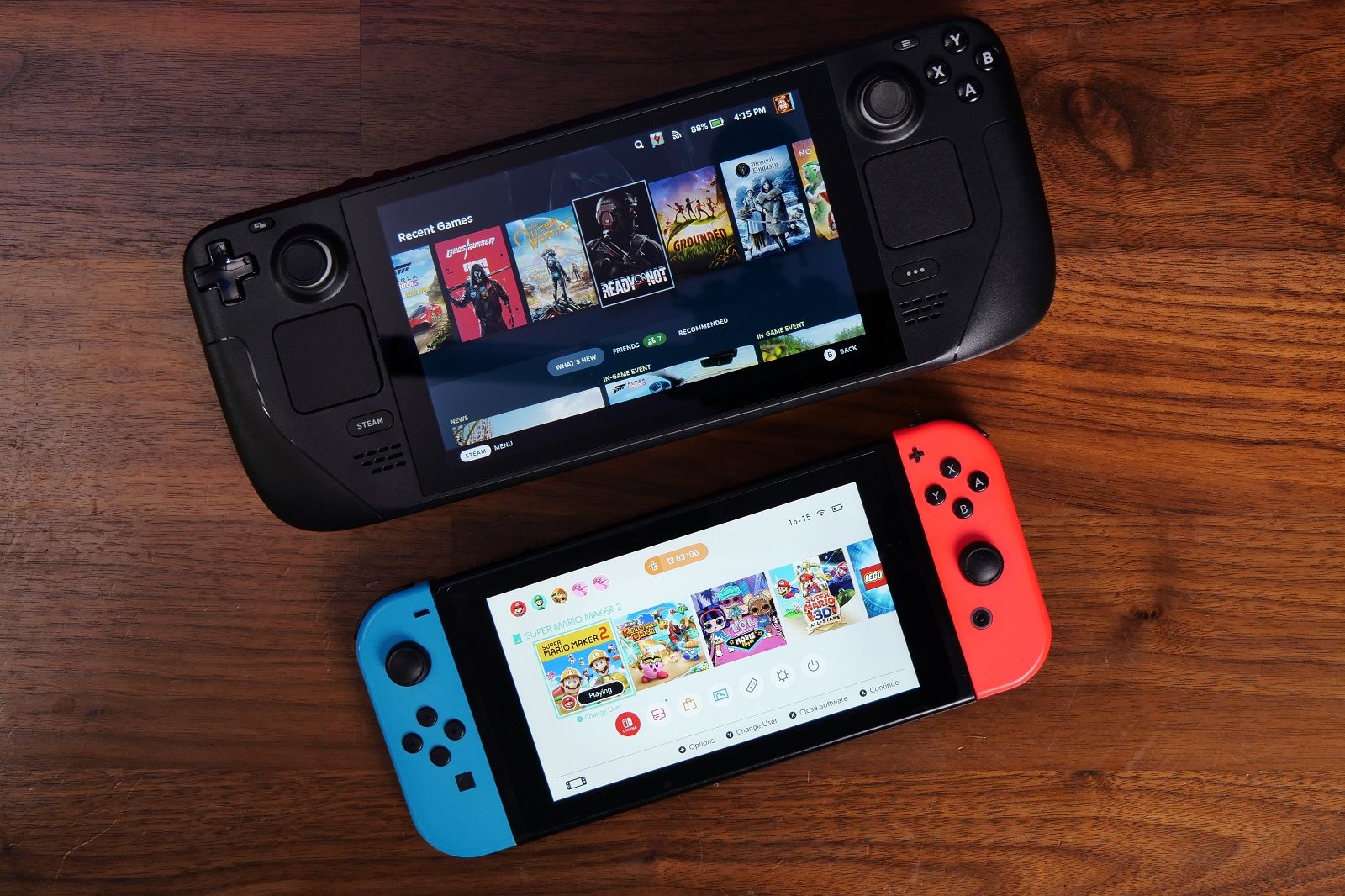 Steam Deck vs Nintendo Switch vs Logitech G Cloud Gaming