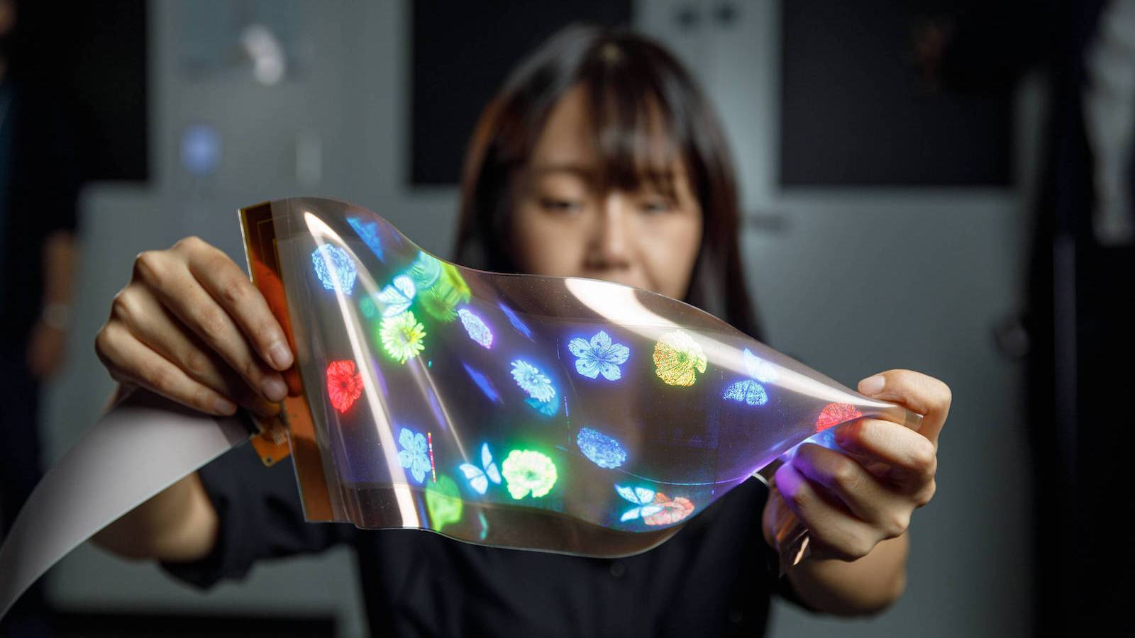 LG's flexible display tech is made from contact lens material