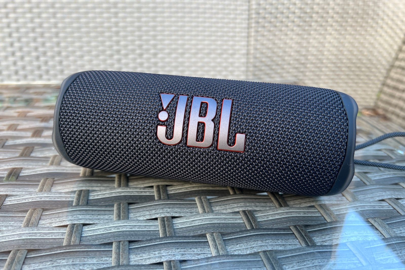 JBL Flip 6 portable speaker review: Great sound just got better