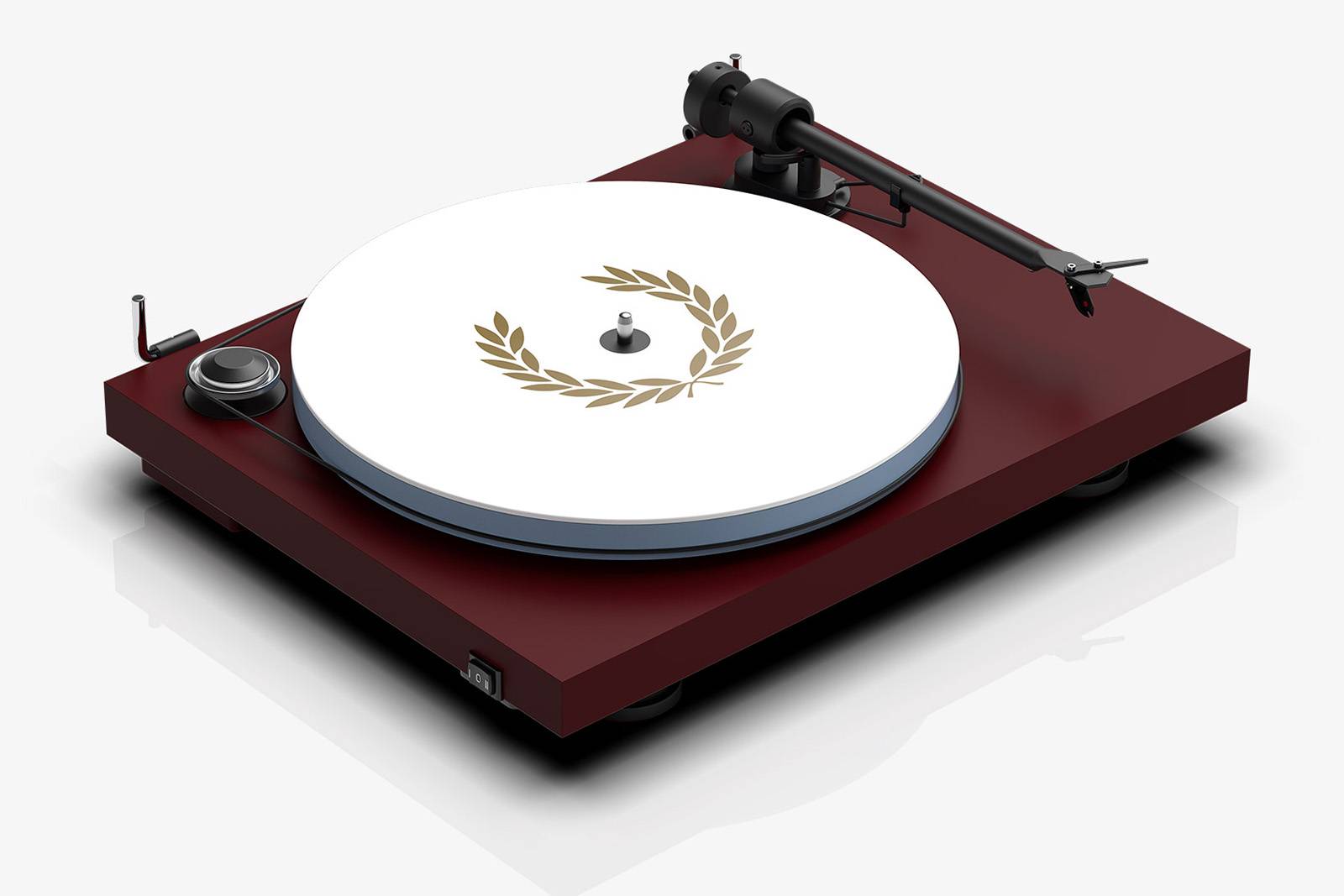 Fred Perry Turntable Fred Perry x Pro-Ject Record Deck puts the style in stylus