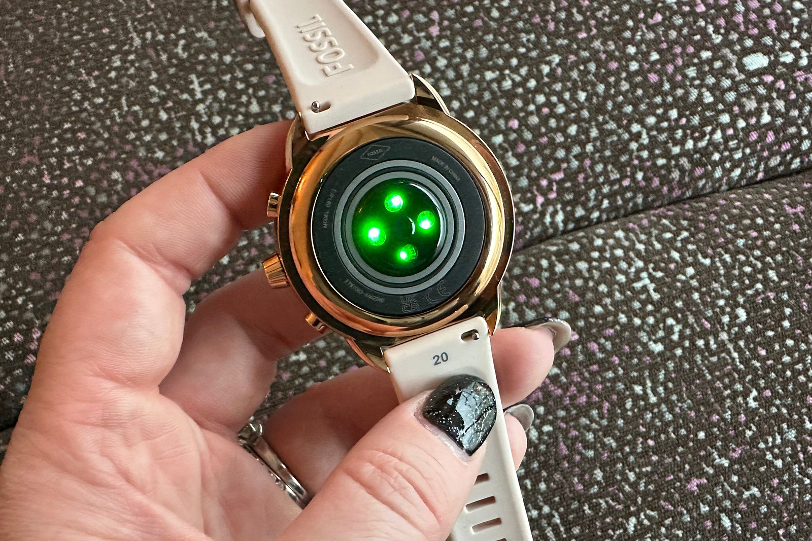 Fossil Gen 6 Hybrid Wellness Edition initial review