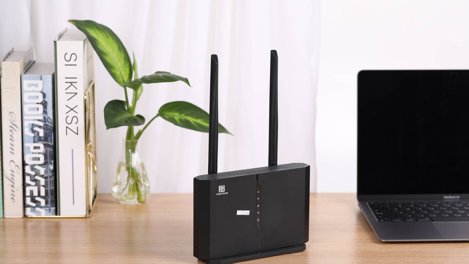Link your future with Firstnum CPE WiFi Routers