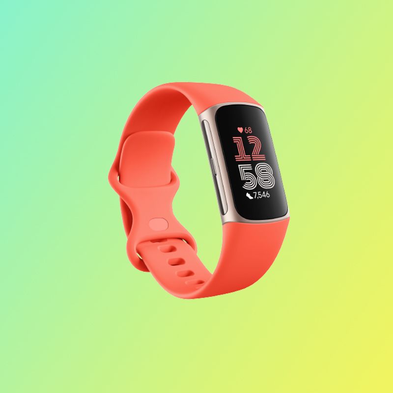 Fitbit Charge 6 vs Fitbit Versa 4