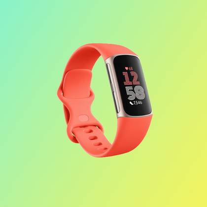 Fitbit Charge vs Fitbit Versa - Main Image